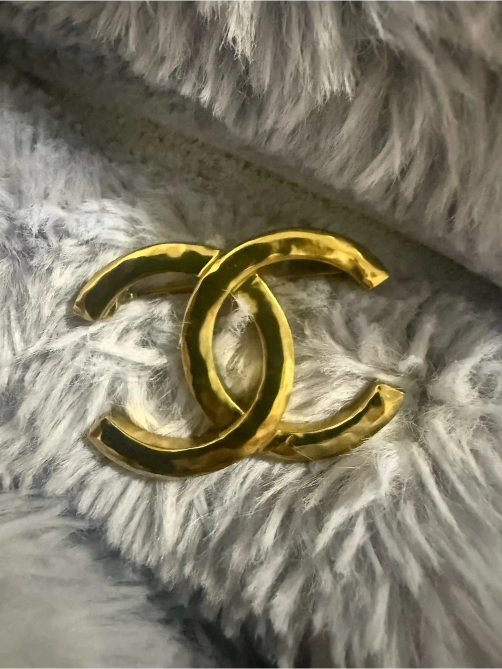 CHANEL Gold-tone Hammered CC Logo Brooch